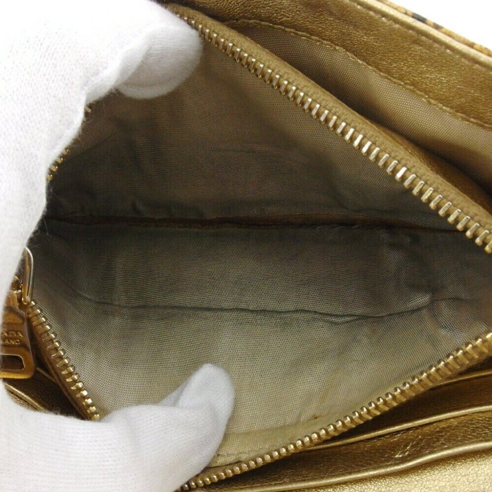 Authenticity guaranteed USED Prada Wallet Python Beige Python Leather - Picture 10 of 11